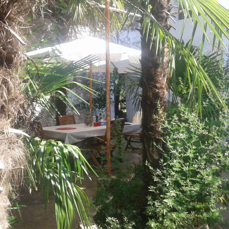 Palmera Mostar Luaran gambar