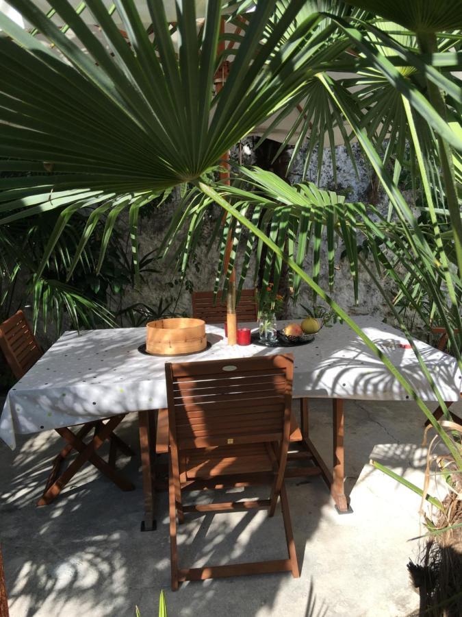 Palmera Mostar Luaran gambar